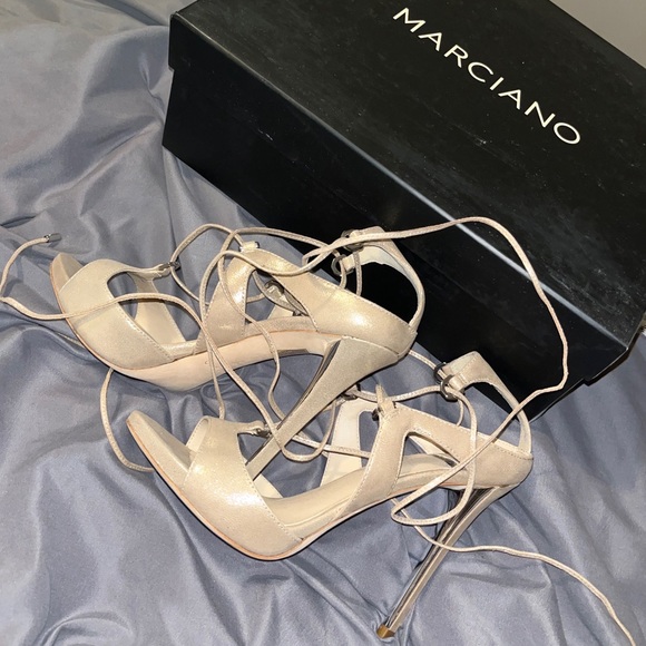 Marciano strappy heels - Picture 1 of 4